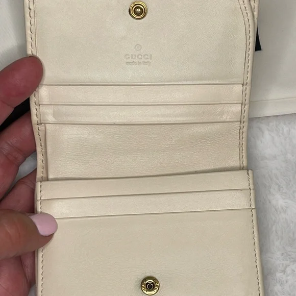 Gucci Marmont Cream Quilted Leather Wallet - Picture 9 of 10